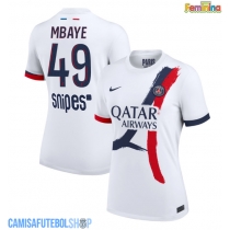 Camisa de time de futebol Paris Saint-Germain Ibrahim Mbaye #49 Replicas 2º Equipamento Feminina 2025-26 Manga Curta
